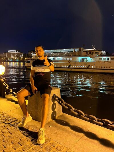  ,   Anouar, 28 ,   ,   