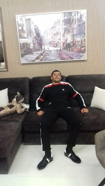  ,   Armen, 37 ,   ,   , c 