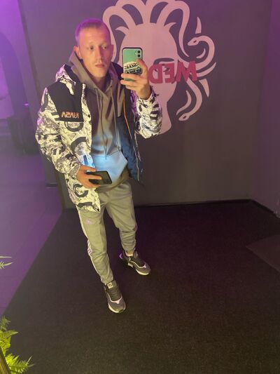  ,   , 27 ,   ,   