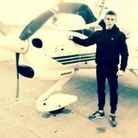  ,   Oleg, 32 ,   