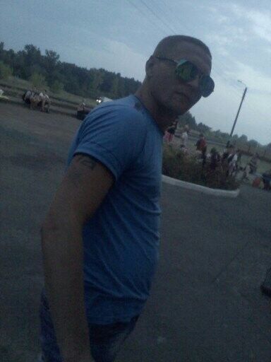  ,   Artur, 36 ,   