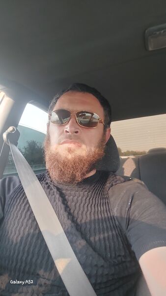  ,   Grin, 40 ,  