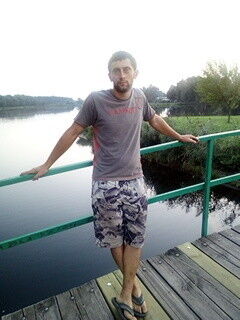  ,   Leon, 33 ,     , c 