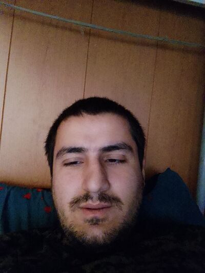  ,   Armen, 31 ,   ,   