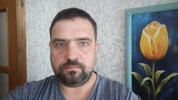  ,   Andr, 45 ,   ,   , 