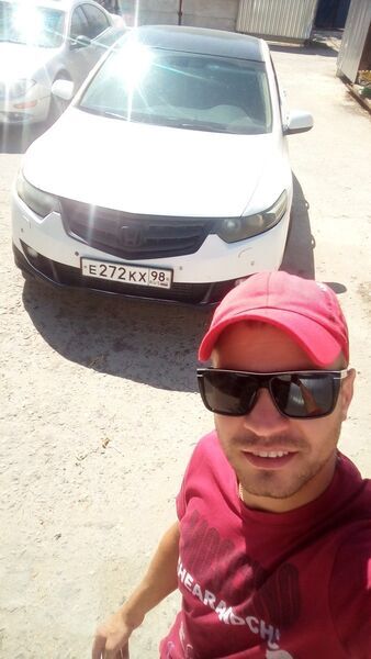  ,   Dimo, 33 ,   