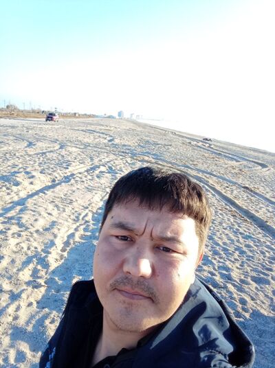  ,   Raushanbek, 35 ,   ,   