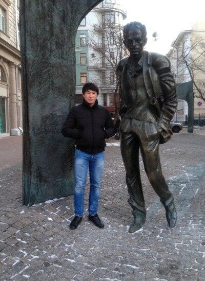  ,   Baxrom, 33 ,   