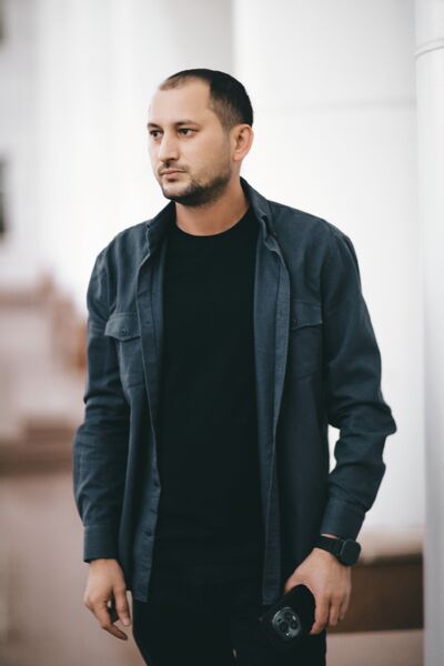  ,   Maxim, 33 ,   ,   