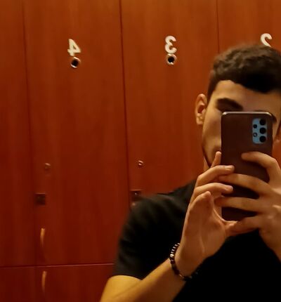  ,   Artur, 23 ,   ,   