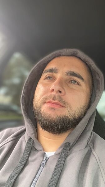  ,   Zaur, 30 ,   ,   , c , 