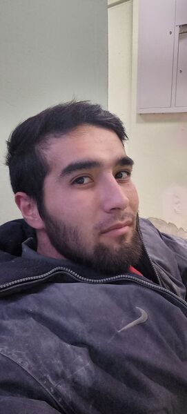  ,   Azat, 27 ,   ,   , c , 