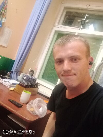  -,   Maksim, 25 ,   ,   