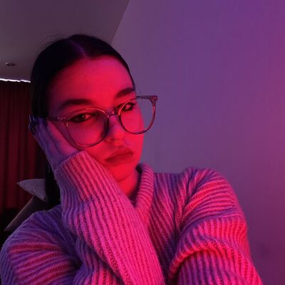  ,   Dasha, 20 ,   ,   