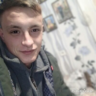  ,   Viktor, 22 ,   ,   
