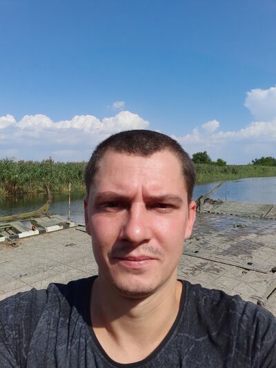  ,   Nikolay, 32 ,   ,   , c , 
