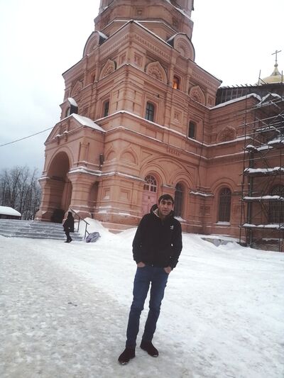  ,   Arman, 37 ,   ,   