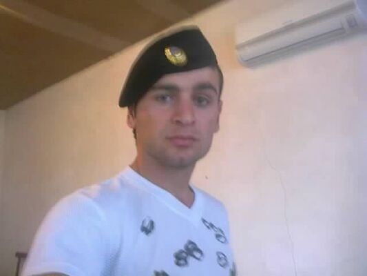  ,   Viko, 33 ,   