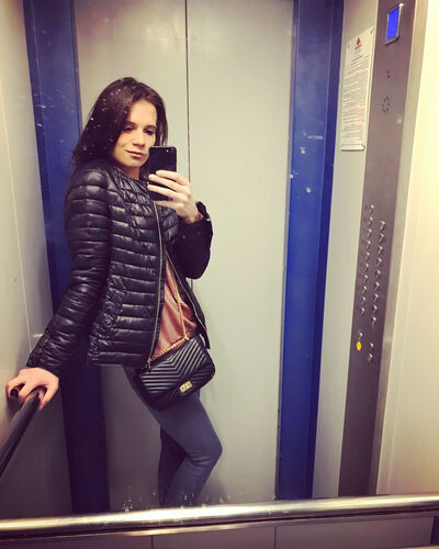  ,   Anetta, 25 ,   ,   