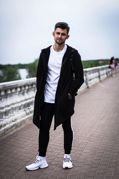  ,   , 28 ,   ,   