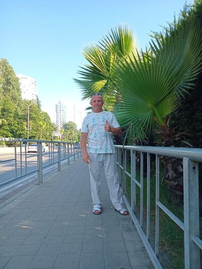  ,   Viktor, 50 ,   c 
