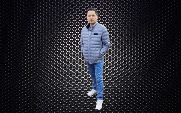 ,   Bobur, 42 ,   ,   