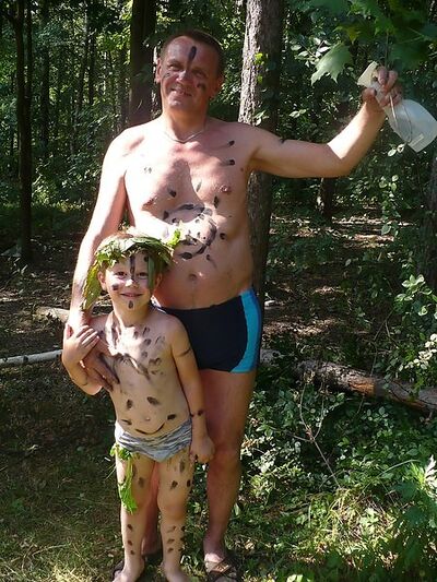  ,   Viktor, 61 ,  