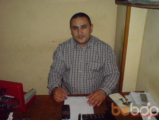  ,   Mamuka, 49 ,  