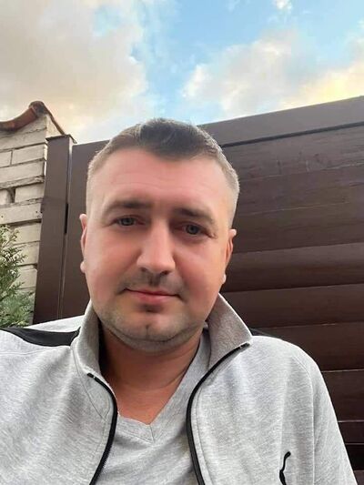  Chrudim,   Serhii, 34 ,   ,   