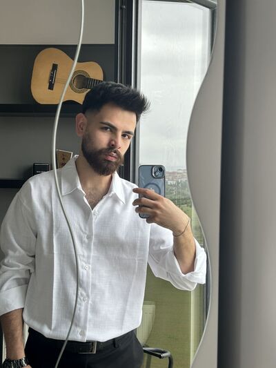  ,   Emirhan, 24 ,   ,   