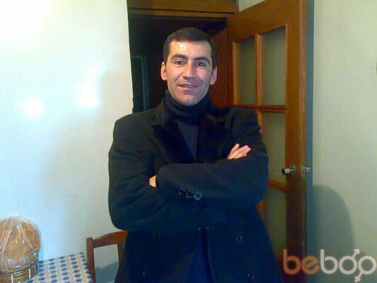  ,   Azer, 46 ,     , c 