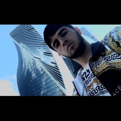   ,   Salmon, 22 ,   ,   