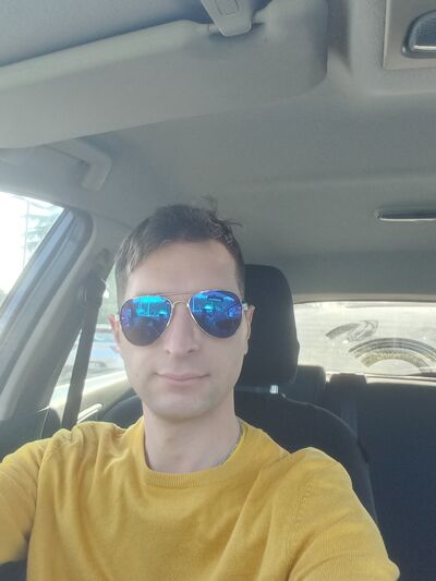  Russi,   , 29 ,   ,   