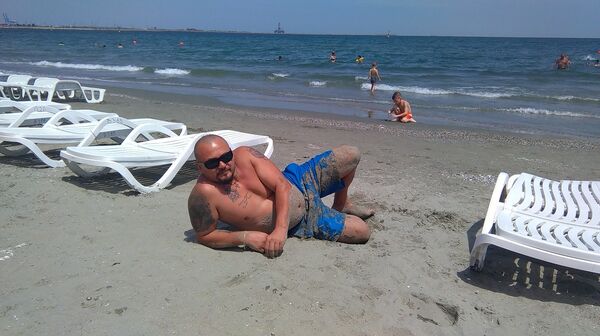  ,   Oddisei, 42 ,  