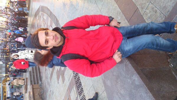  ,   Kamil, 37 ,   ,   , c 
