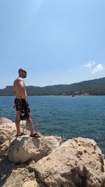  ,   Alex, 41 ,   ,   
