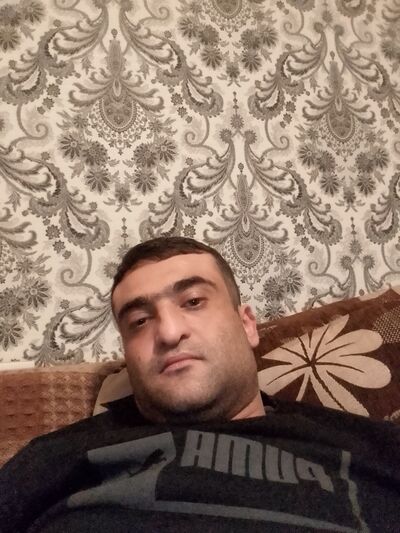  ,   Arman, 36 ,   ,   