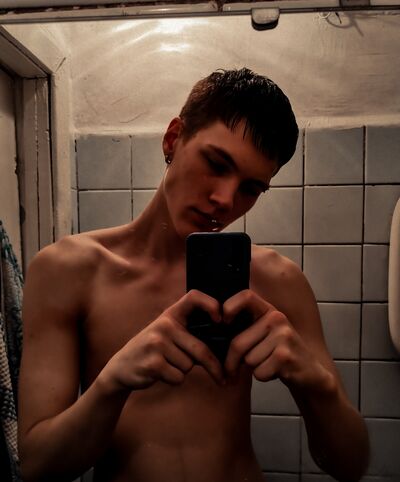  ,   Romka, 21 ,   ,   , c 
