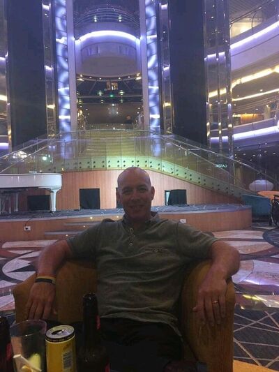  ,   Damian, 54 ,     , c 