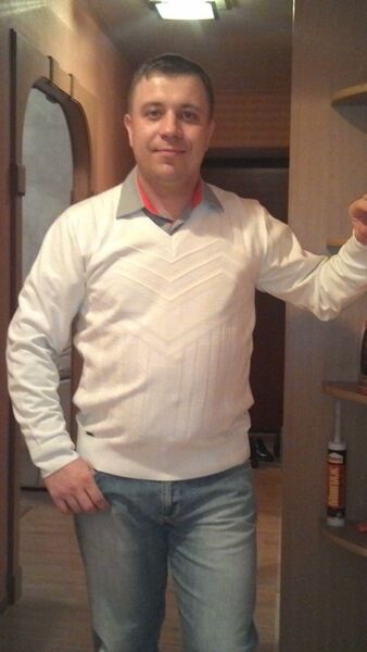  ,   Artem, 44 ,   ,   , c 