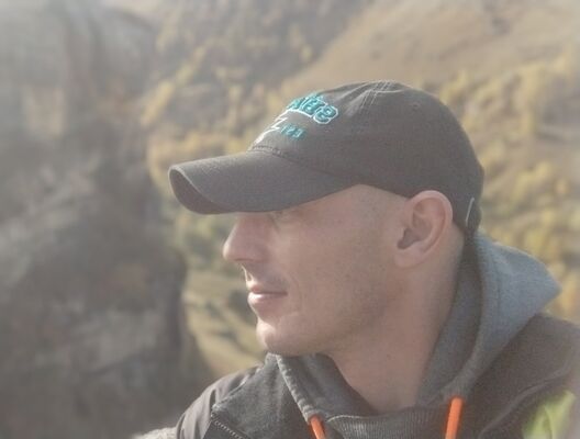  ,   Ivan, 37 ,   ,   