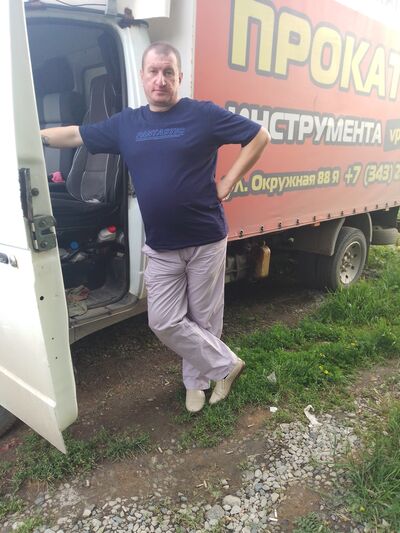  ,   Viktor, 43 ,     , c , 