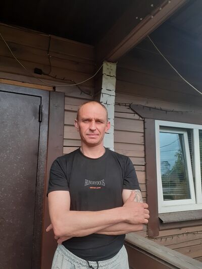  ,   Denis, 43 ,   ,   , c , 