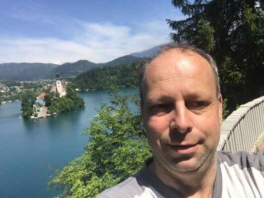  ?,   Toni, 54 ,   ,   
