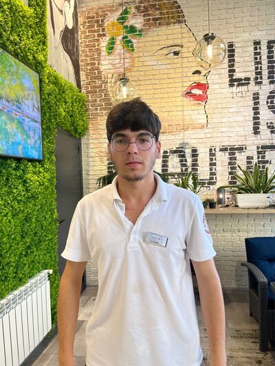  ,   Ruslan, 23 ,   ,   