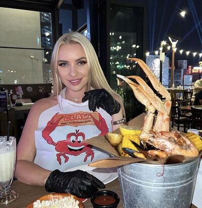  As,   Kriss, 31 ,   ,   