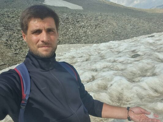  ,   Eduard, 42 ,     , c 