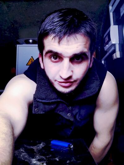  ,   Zubik, 33 ,  