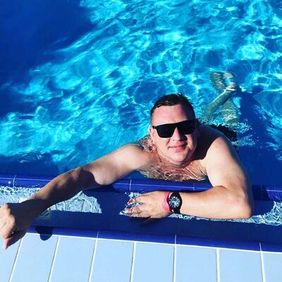  --,   Aleksander, 37 ,   ,   , c , 