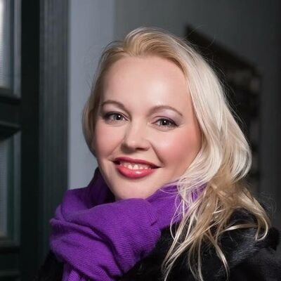  ,   Elena, 46 ,     , c 